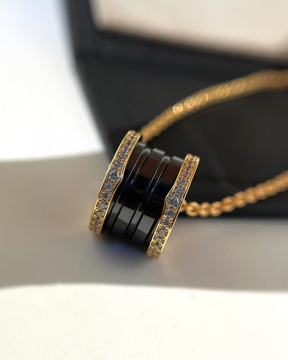 [⭐Lioran]ZERO 1 BLACK CERAMIC DIAMOND PINK GOLD NECKLACE