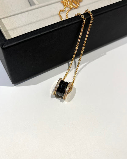 [⭐Lioran]ZERO 1 BLACK CERAMIC DIAMOND PINK GOLD NECKLACE